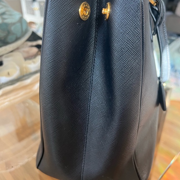 Authentic Prada black and gold Saffiano tote bag with tags,receipt and box โจ๐ - Picture 11 of 16
